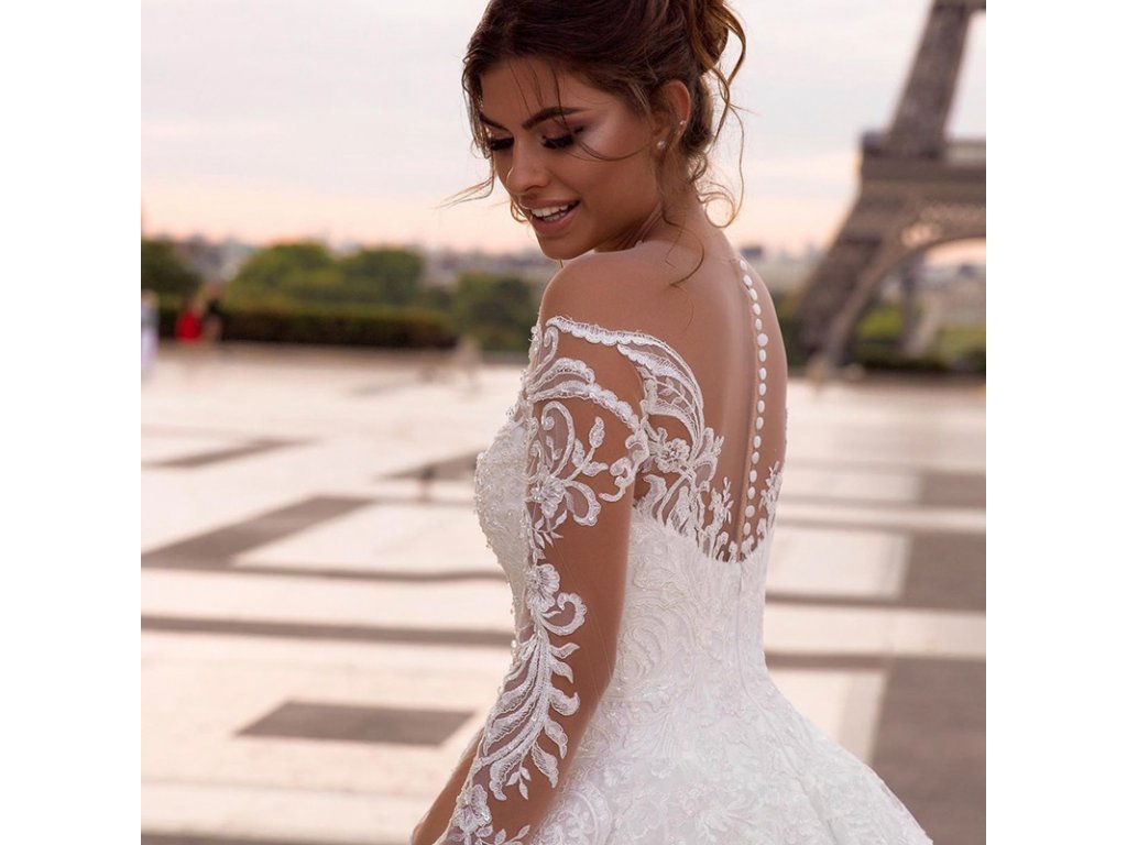 5877_Elegantn__svatebn___aty__organza__s_v__ivkou_3