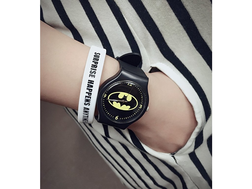 1035_Stylov__Hodinky_Batman_2
