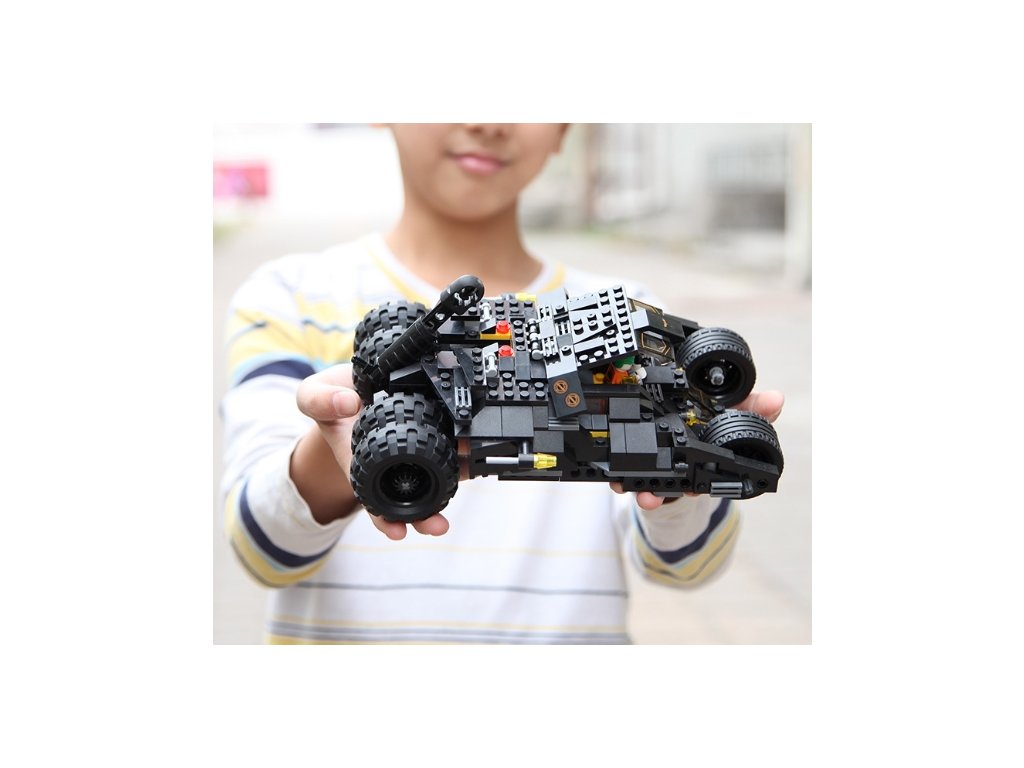 2391_Stavebnice_Batman_Batmobile_3