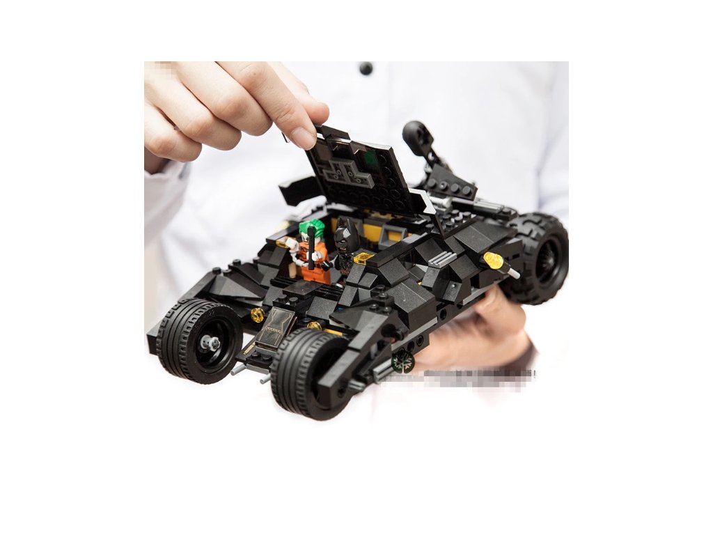 2391_Stavebnice_Batman_Batmobile_4