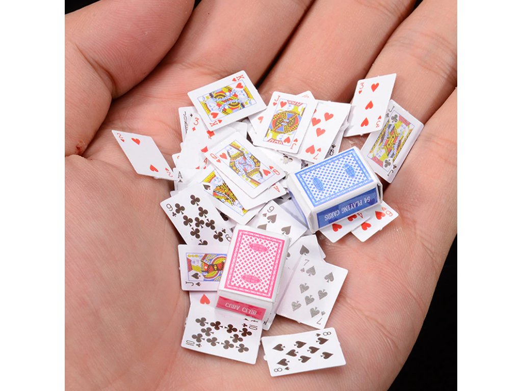 3752_Miniaturn__poker_Hrac__karty_1_12_MAIN