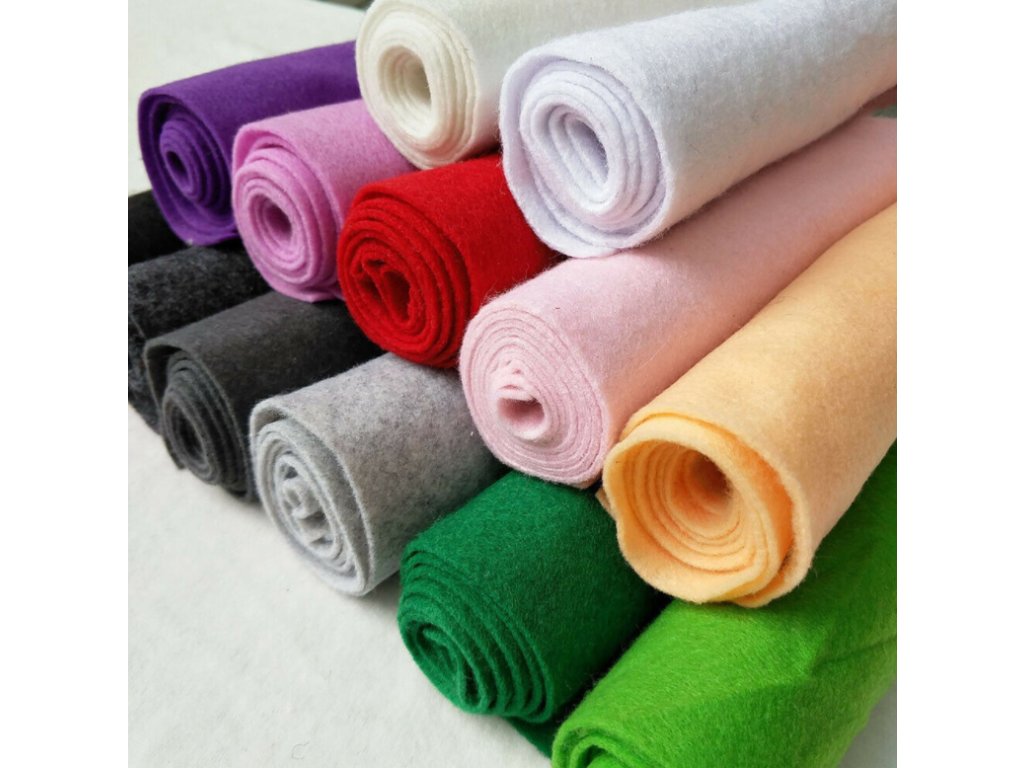 3947_M_kk__tkanina_Netkan__l_tka_Patchwork__erven__2