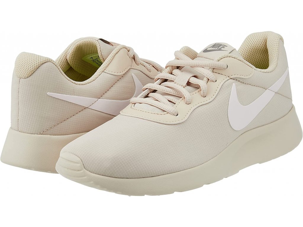 8105_D_msk__tenisky_Nike_Tanjun_Refine_b__ov__MAIN