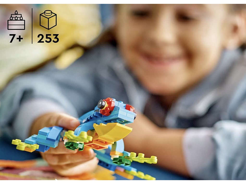 6219_Exotick__papou_ek_LEGO_Creator_3_v_1_6