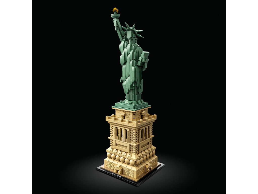 6324_LEGO_21042_Architecture_Socha_Svobody_Sestaviteln__5