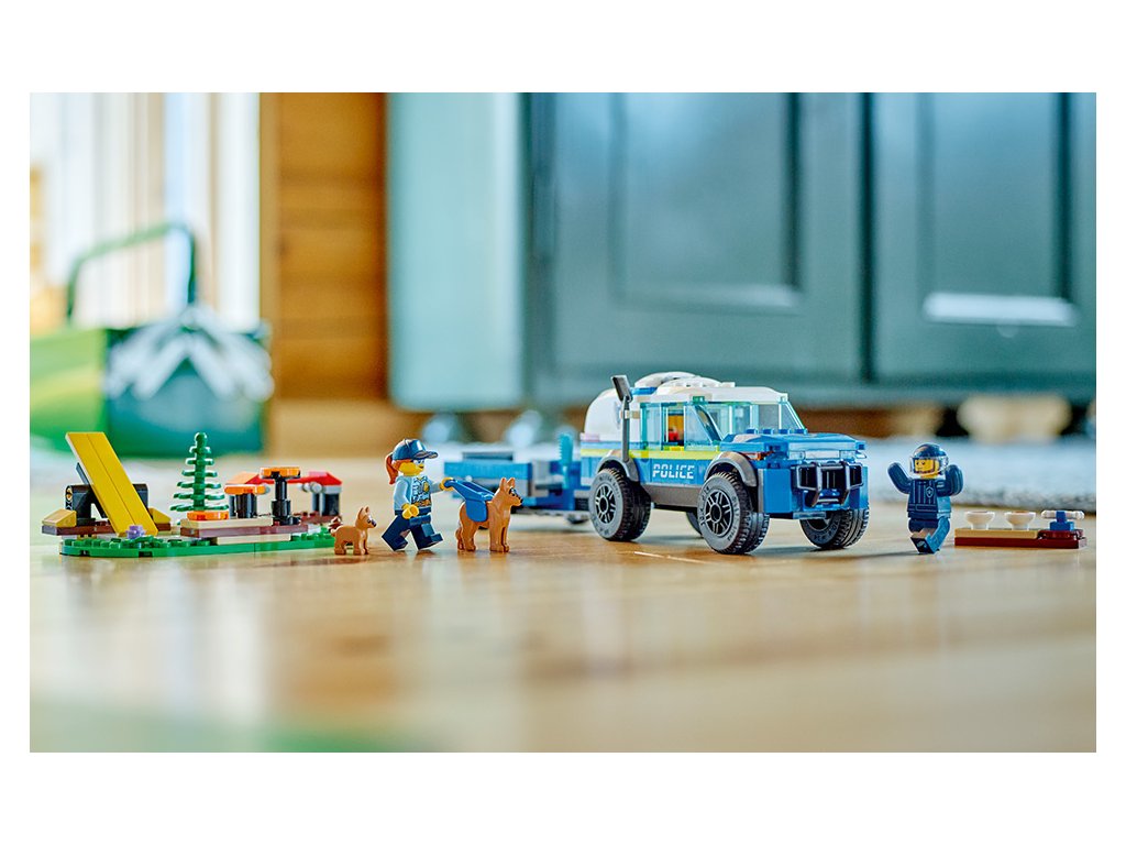 6282_LEGO_60369_City_Policejn__auto_4