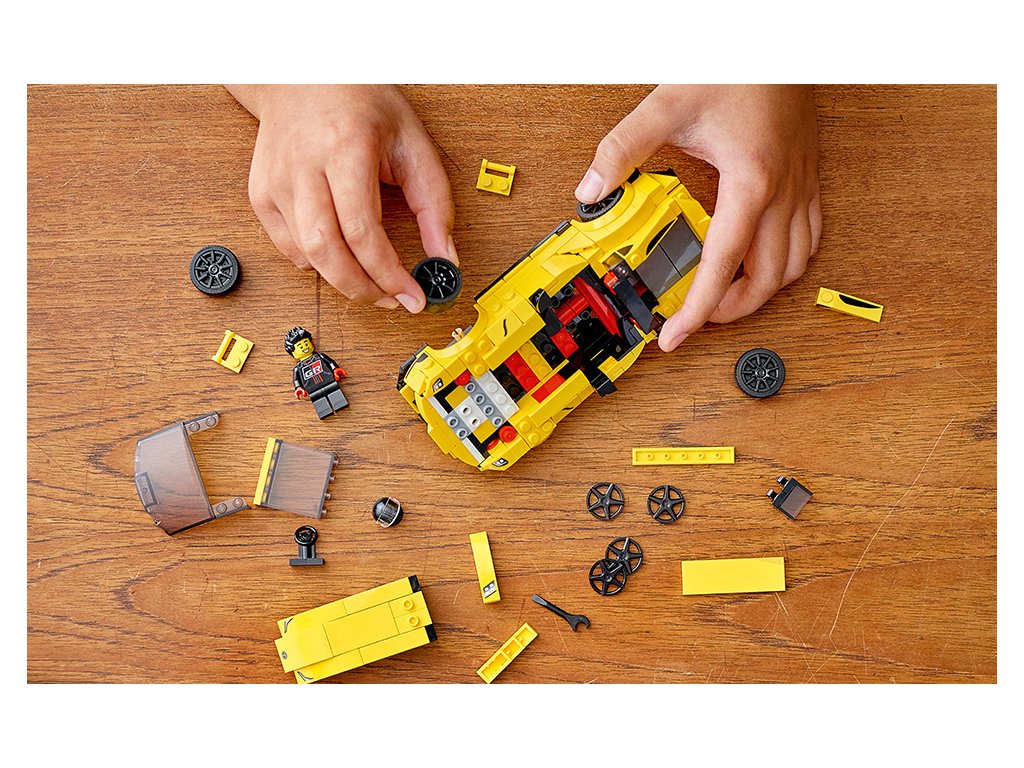 6294_LEGO_76901_Toyota_GR_Supra_Z_vodn__auto_3